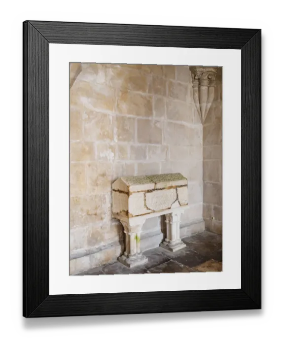 Framed Print : Alcobaca Monastery tomb Framed Print : Alcobaca Monastery tomb