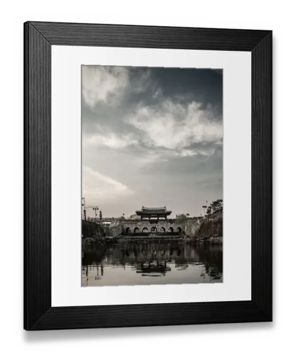 Framed Print : Hwahong Water Gate, Suwon, South Korea Framed Print : Hwahong Water Gate, Suwon, South Korea