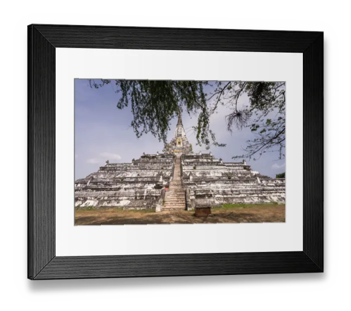 Framed Print : Wat Phu Khao Thong (Chedi Phu Khao Thong) Framed Print : Wat Phu Khao Thong (Chedi Phu Khao Thong)