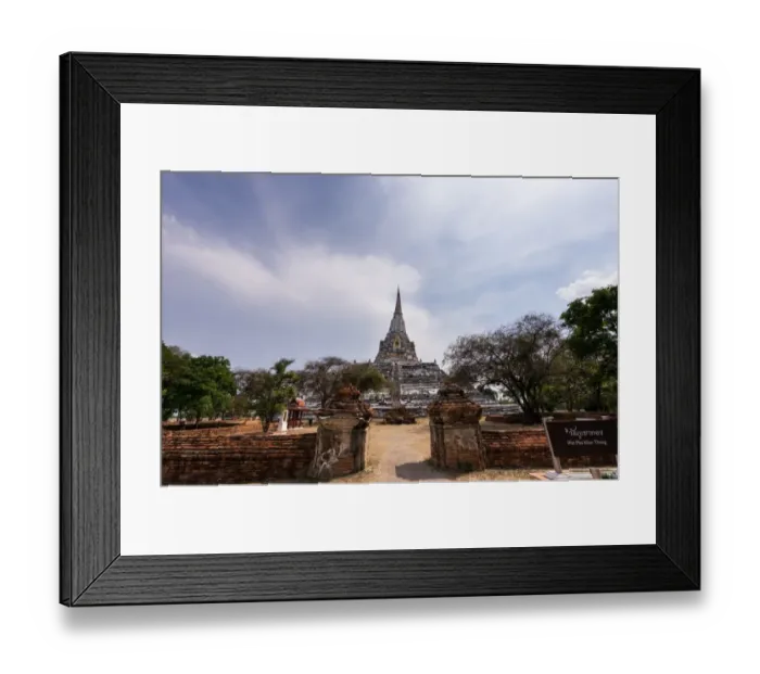 Framed Print : Wat Phu Khao Thong (Chedi Phu Khao Thong) Framed Print : Wat Phu Khao Thong (Chedi Phu Khao Thong)