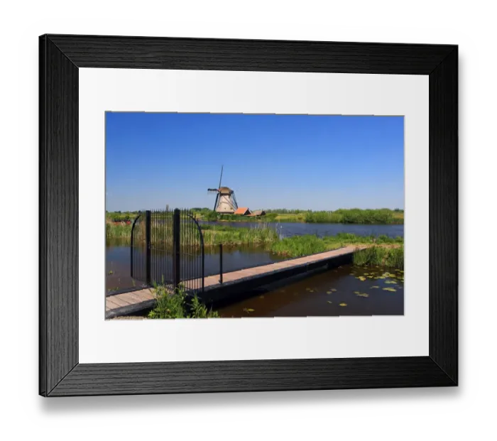 Framed Print : The windmills of Kinderdijk Framed Print : The windmills of Kinderdijk