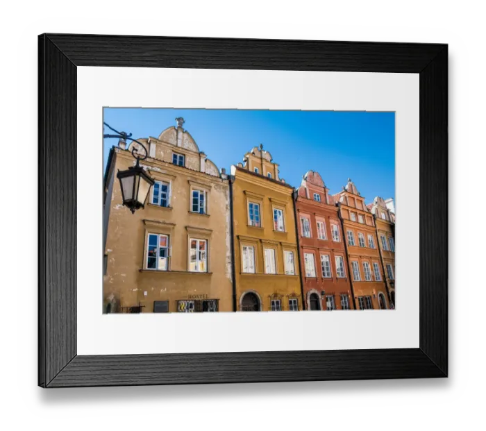 Framed Print : In the Old Town district of Warsaw, Poland Framed Print : In the Old Town district of Warsaw, Poland