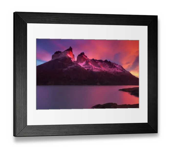 Framed Print : Torres del Paine National Park Framed Print : Torres del Paine National Park