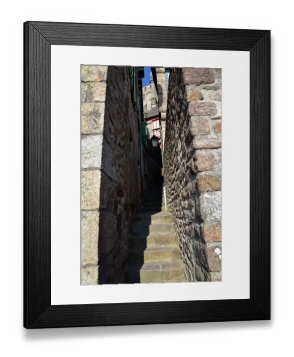 Framed Print : Mont saint Michel Alley Framed Print : Mont saint Michel Alley