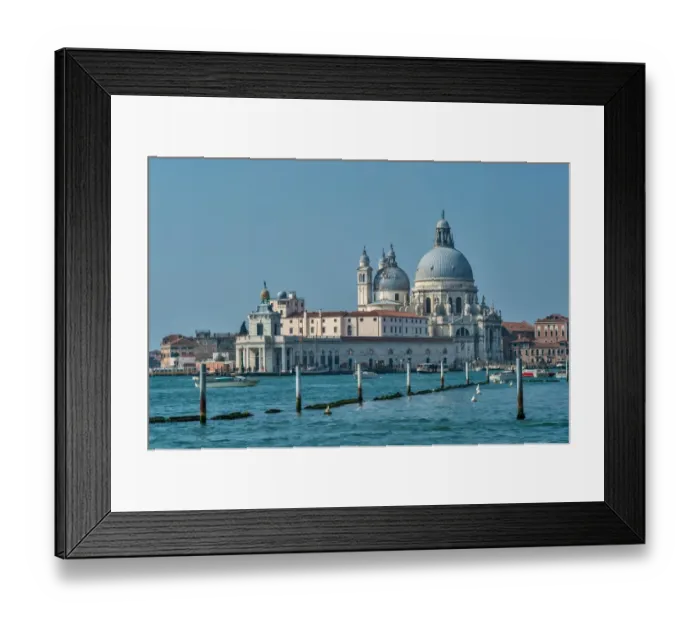 Framed Print : Venice is a city in northeastern Italy sited on a group of 117 small islands Framed Print : Venice is a city in northeastern Italy sited on a group of 117 small islands
