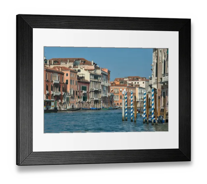 Framed Print : Venice is a city in northeastern Italy sited on a group of 117 small islands Framed Print : Venice is a city in northeastern Italy sited on a group of 117 small islands
