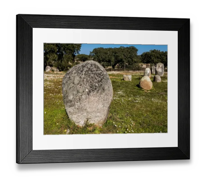 Framed Print : Vale Maria do Meio Cromlech