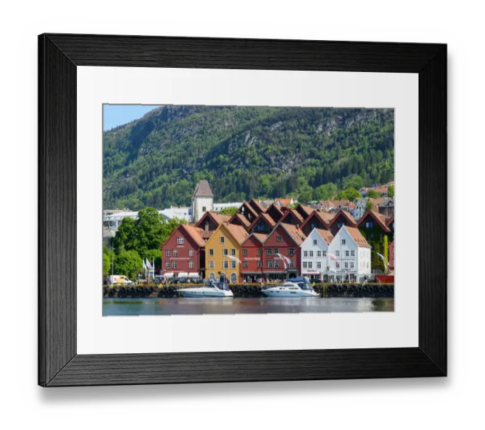 Framed Print : Hanseatic houses in Bryggen Framed Print : Hanseatic houses in Bryggen
