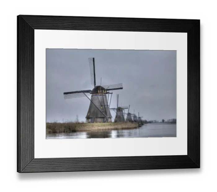 Framed Print : Traditional windmills in Kinderdijk, Netherlands Framed Print : Traditional windmills in Kinderdijk, Netherlands