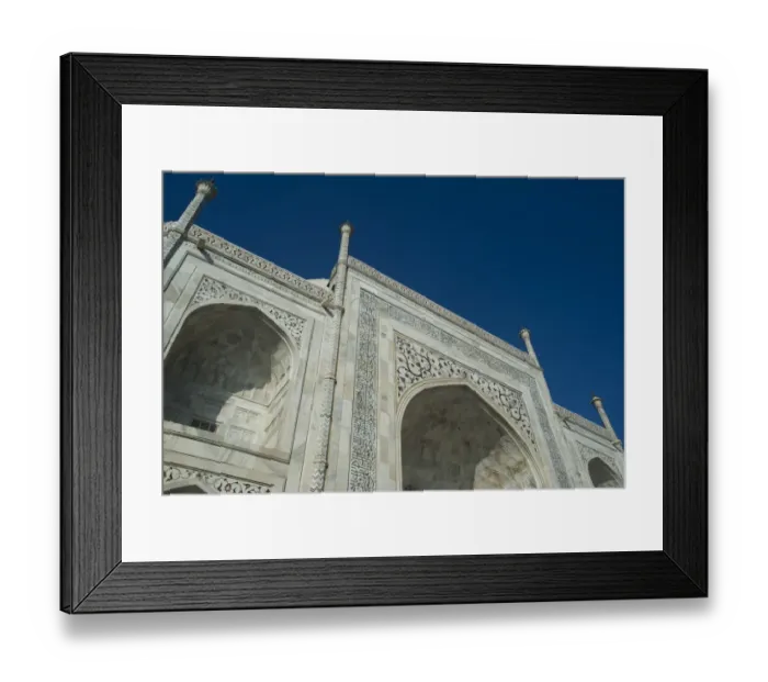 Framed Print : Low angle view of the Taj Mahal, Agra, Uttar Pradesh, India Framed Print : Low angle view of the Taj Mahal, Agra, Uttar Pradesh, India