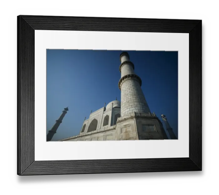 Framed Print : Low angle view of the Taj Mahal, Agra, Uttar Pradesh, India Framed Print : Low angle view of the Taj Mahal, Agra, Uttar Pradesh, India