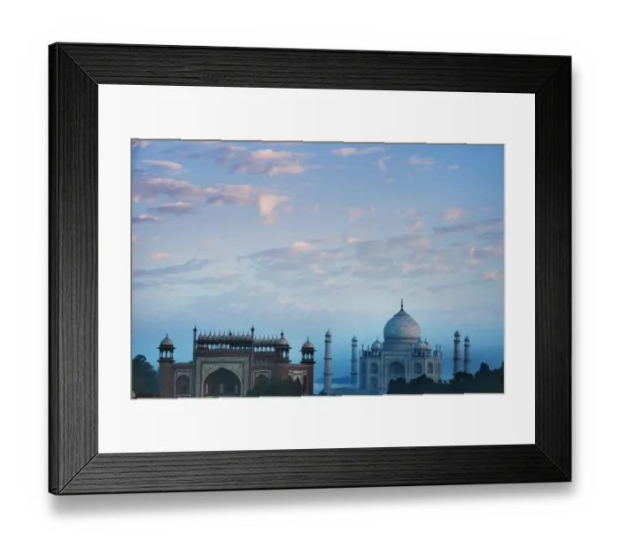 Framed Print : Early morning view of the Taj Mahal, Agra, Uttar Pradesh, India Framed Print : Early morning view of the Taj Mahal, Agra, Uttar Pradesh, India