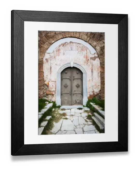 Framed Print : Doorway to the fourth century AD Rotunda of Galerius, a Roman monument