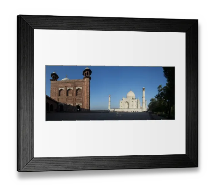 Framed Print : Facade of the Taj Mahal, Agra, Uttar Pradesh, India Framed Print : Facade of the Taj Mahal, Agra, Uttar Pradesh, India