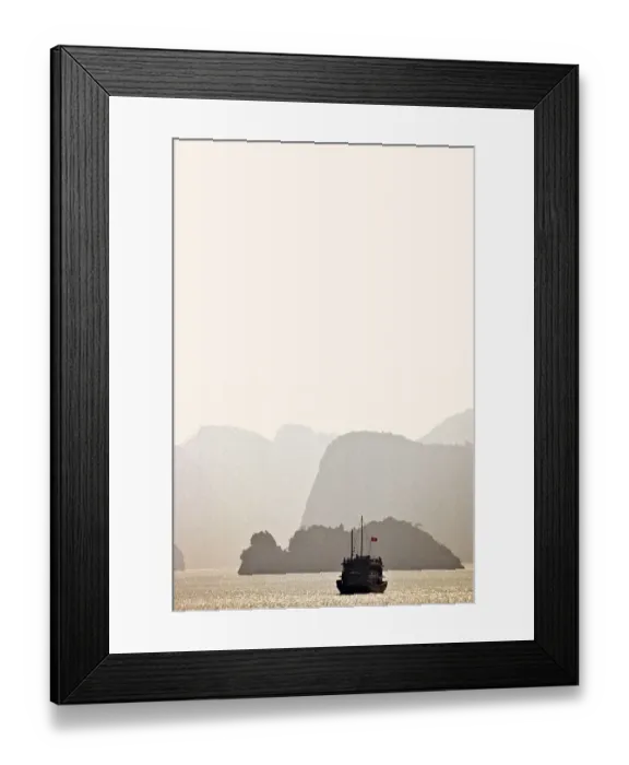 Framed Print : Ha Long Bay, tourist boat Framed Print : Ha Long Bay, tourist boat