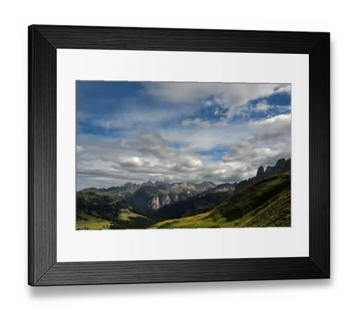 Framed Print : A view of the Val Gardena, from Passo Sella Framed Print : A view of the Val Gardena, from Passo Sella