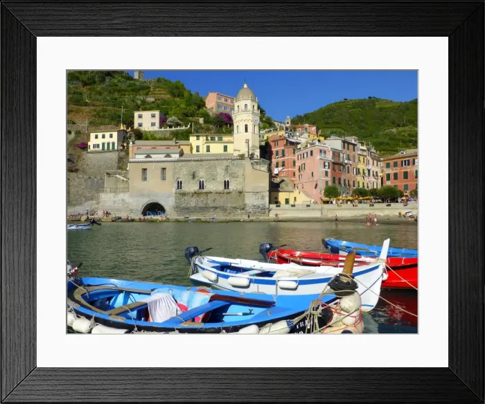 Framed Print : Vernazza, Cinque Terre, Italy Framed Print : Vernazza, Cinque Terre, Italy