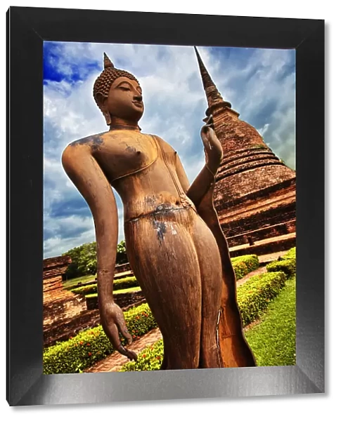 Walking Buddha at Wat Sa Si, Sukhothai, Thailand