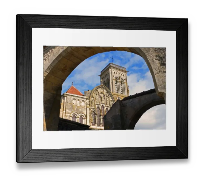 Framed Print : Basilika Sainte-Marie-Madeleine Framed Print : Basilika Sainte-Marie-Madeleine