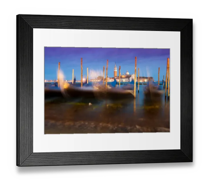 Framed Print : Venice night view with gondolas in movement Framed Print : Venice night view with gondolas in movement