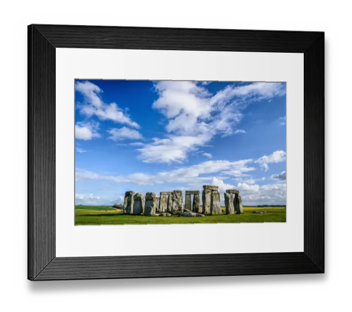 Framed Print : Stonehenge During Clear Winter Day Framed Print : Stonehenge During Clear Winter Day