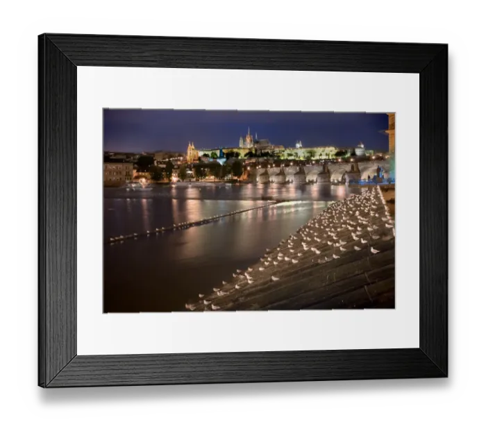Framed Print : Prague. A view of the castle and Charles bridge from the river side in Prague at dusk Framed Print : Prague. A view of the castle and Charles bridge from the river side in Prague at dusk