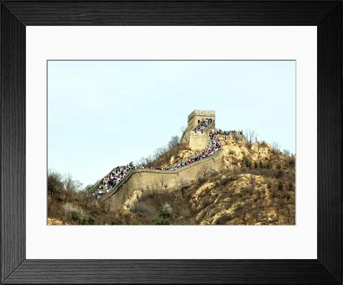 Framed Print : China, Badaling, view of Great Wall with people Framed Print : China, Badaling, view of Great Wall with people