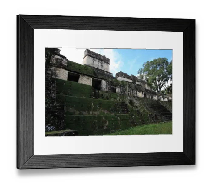 Framed Print : Ancident Mayan Temple ruins, Tikal