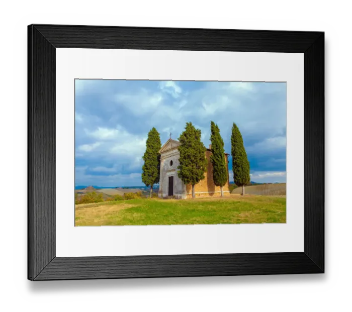 Framed Print : Tuscan landscape with the Capella di Vitaleta Framed Print : Tuscan landscape with the Capella di Vitaleta