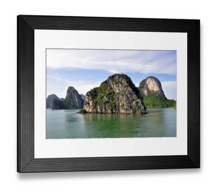 Framed Print : Halong Bay, Vietnam, Asia Framed Print : Halong Bay, Vietnam, Asia