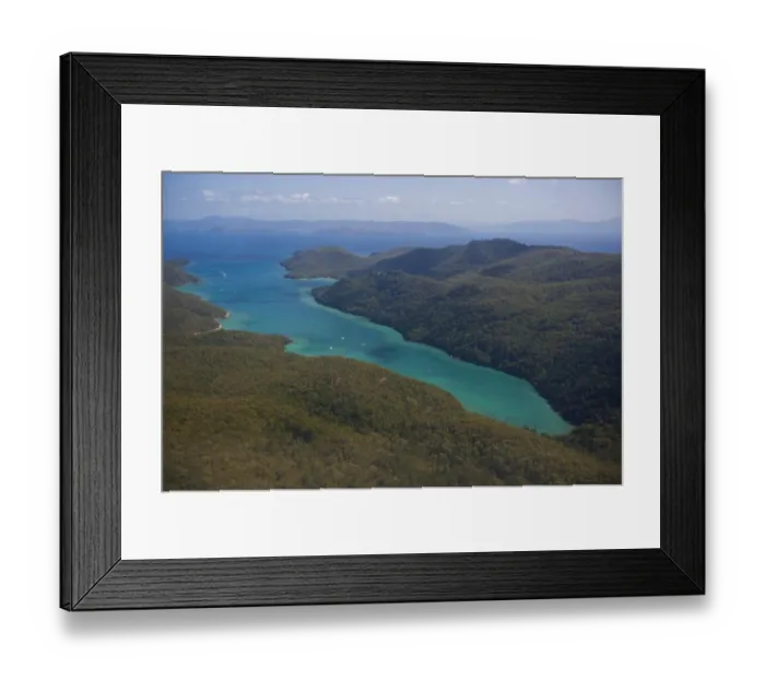 Framed Print : Aerial view of the Whitsunday Islands, Queensland, Australia Framed Print : Aerial view of the Whitsunday Islands, Queensland, Australia