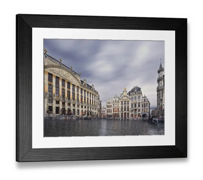 Framed Print : Rainy day, Grand Place (Brussels) Framed Print : Rainy day, Grand Place (Brussels)