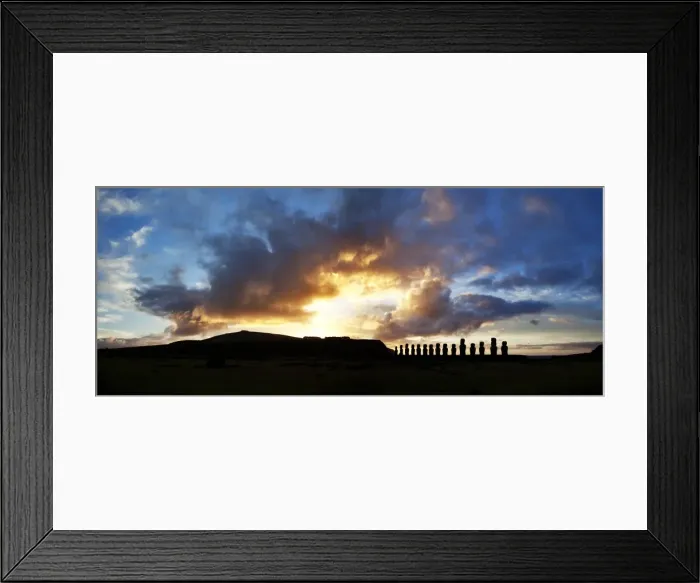 Framed Print : Sunrise panorama of the 15 moais at Ahu Tongariki Framed Print : Sunrise panorama of the 15 moais at Ahu Tongariki