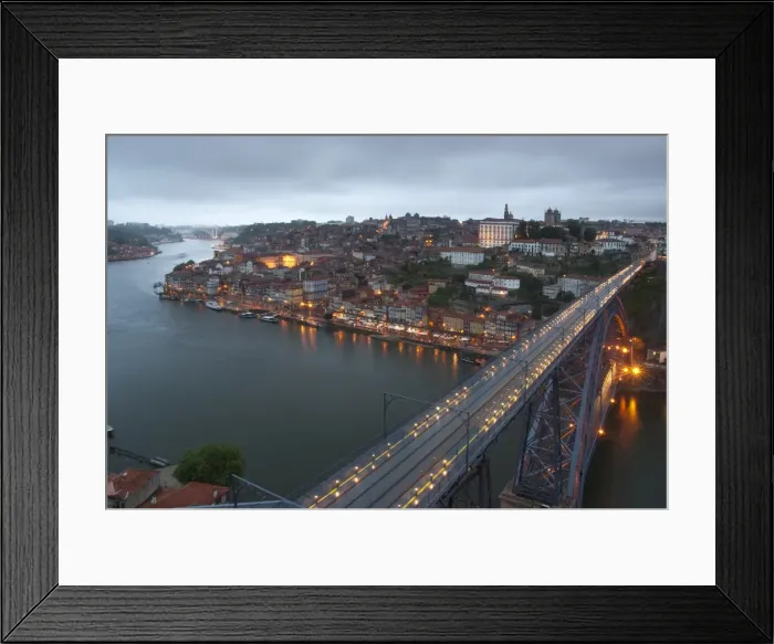 Framed Print : Oporto Framed Print : Oporto