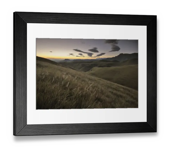Framed Print : The Amphitheatre at Dawn in the Drakensberg, Witsieshoek, Kwazulu-Natal, South Africa
