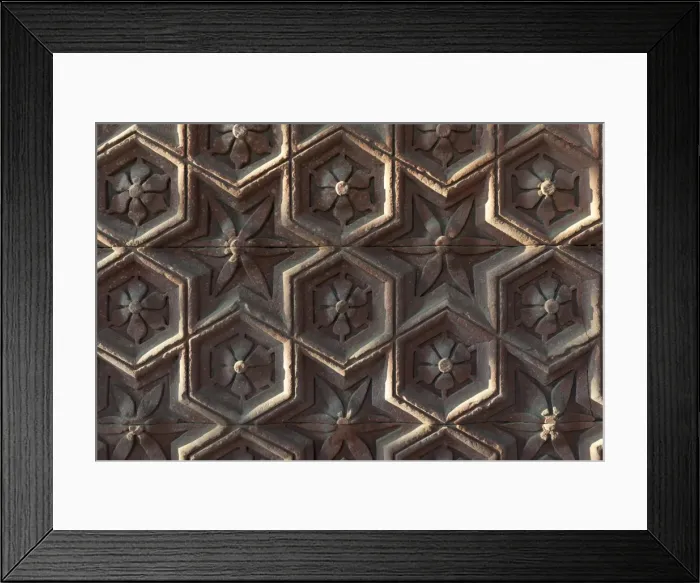 Framed Print : Stone carvings, Qutb Minar minaret, UNESCO World Cultural Heritage, New Delhi, India, Asia Framed Print : Stone carvings, Qutb Minar minaret, UNESCO World Cultural Heritage, New Delhi, India, Asia