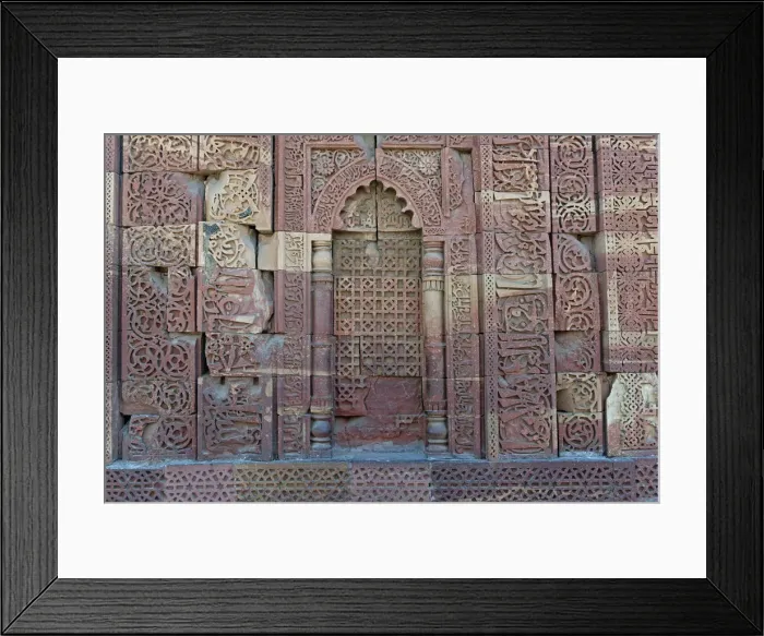 Framed Print : Koran surahs, Qutb Minar minaret, UNESCO World Cultural Heritage, New Delhi, India Framed Print : Koran surahs, Qutb Minar minaret, UNESCO World Cultural Heritage, New Delhi, India