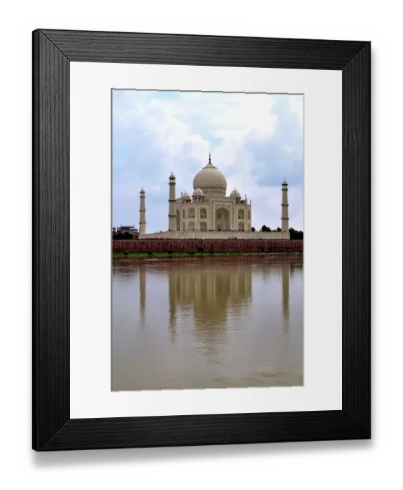 Framed Print : The Taj Mahal Framed Print : The Taj Mahal