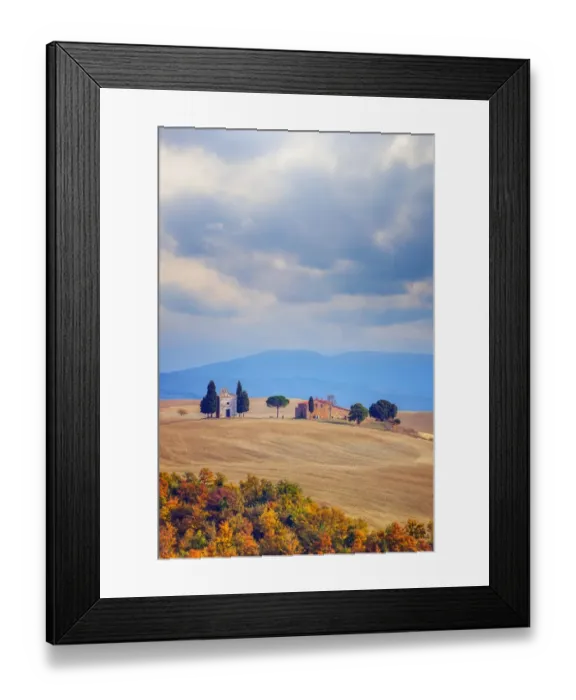 Framed Print : Tuscan landscape with the Capella di Vitaleta Framed Print : Tuscan landscape with the Capella di Vitaleta