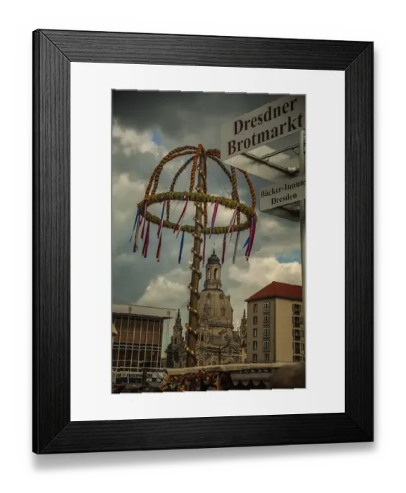 Framed Print : Dresdner Striezelmarkt Framed Print : Dresdner Striezelmarkt