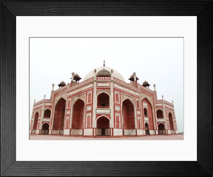 Framed Print : Humayuns tomb on cloudy day Framed Print : Humayuns tomb on cloudy day