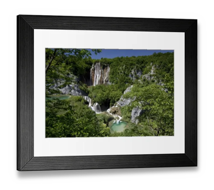 Framed Print : Large Waterfall, Veliki Slap Waterfall, Plitvice Lakes National Park, Croatia, Europe Framed Print : Large Waterfall, Veliki Slap Waterfall, Plitvice Lakes National Park, Croatia, Europe