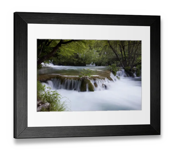 Framed Print : Waterfall of the lower lakes, Plitvice Lakes National Park, Croatia, Europe Framed Print : Waterfall of the lower lakes, Plitvice Lakes National Park, Croatia, Europe