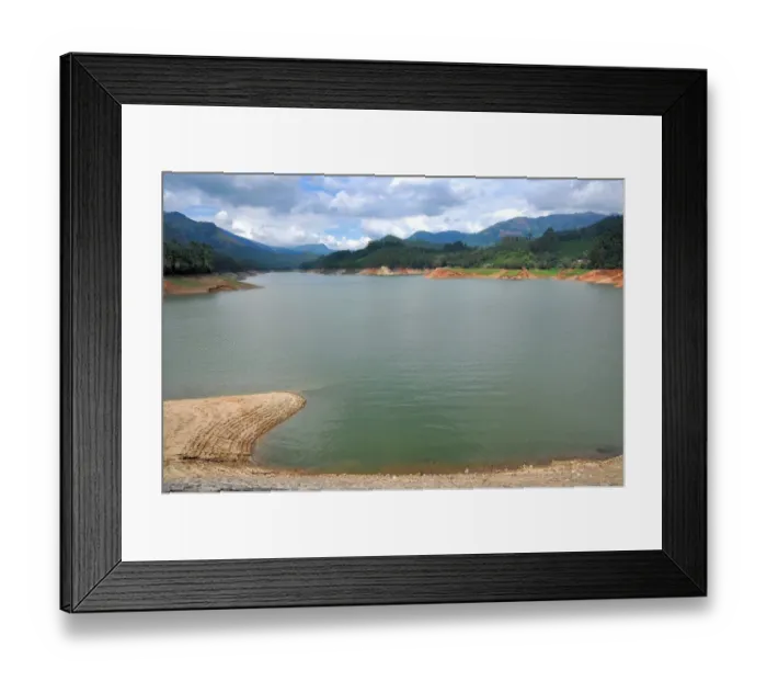 Framed Print : Munnar Lake Framed Print : Munnar Lake