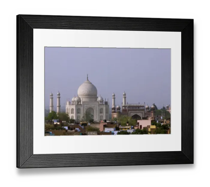 Framed Print : the Taj Mahal and Agra skyline