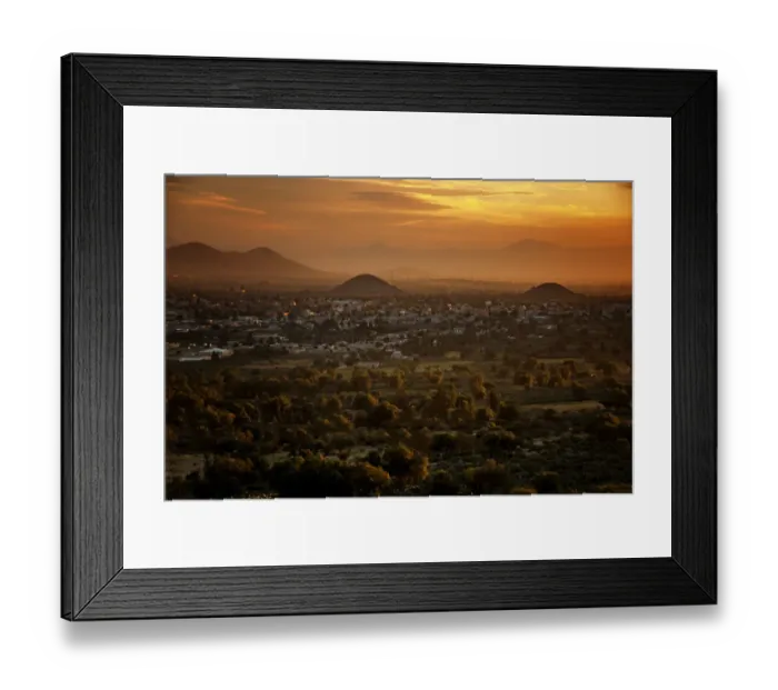 Framed Print : Teotihuacan Mexico (pyramids in the background) Framed Print : Teotihuacan Mexico (pyramids in the background)
