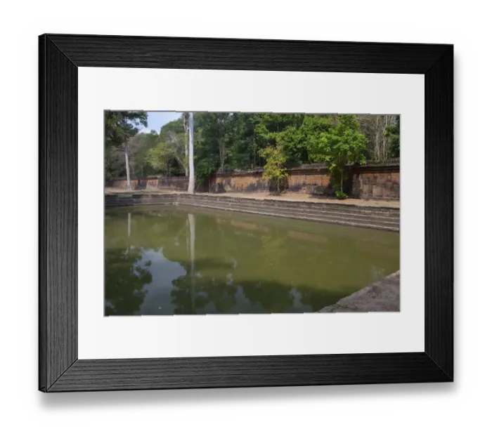 Framed Print : Pool at angkor Thom