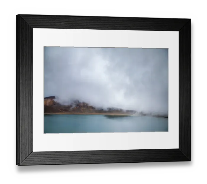 Framed Print : Blue Lake on the Tongariro Alpine Crossing in New Zealand Framed Print : Blue Lake on the Tongariro Alpine Crossing in New Zealand