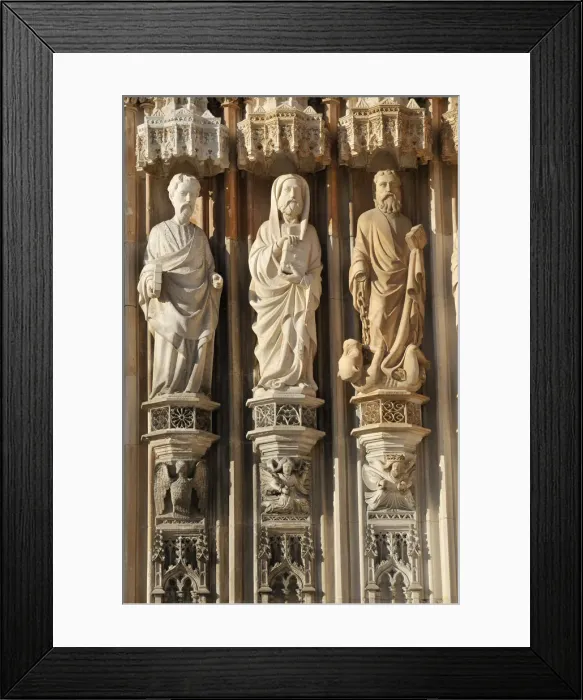 Framed Print : Apostle statues on the Gothic portal of the basilica, Dominican monastery Mosteiro de Santa Maria da Vitoria, UNESCO World Heritage Site, Batalha, Portugal, Europe Framed Print : Apostle statues on the Gothic portal of the basilica, Dominican monastery Mosteiro de Santa Maria da Vitoria, UNESCO World Heritage Site, Batalha, Portugal, Europe
