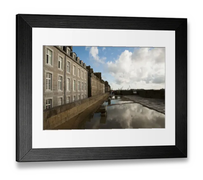 Framed Print : Saint-Malo Brittany France